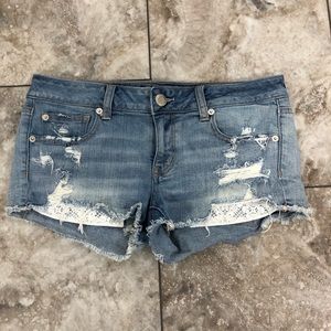 AMERICAN EAGLE SUPER LOW SHORTIE STRETCH SIZE 8